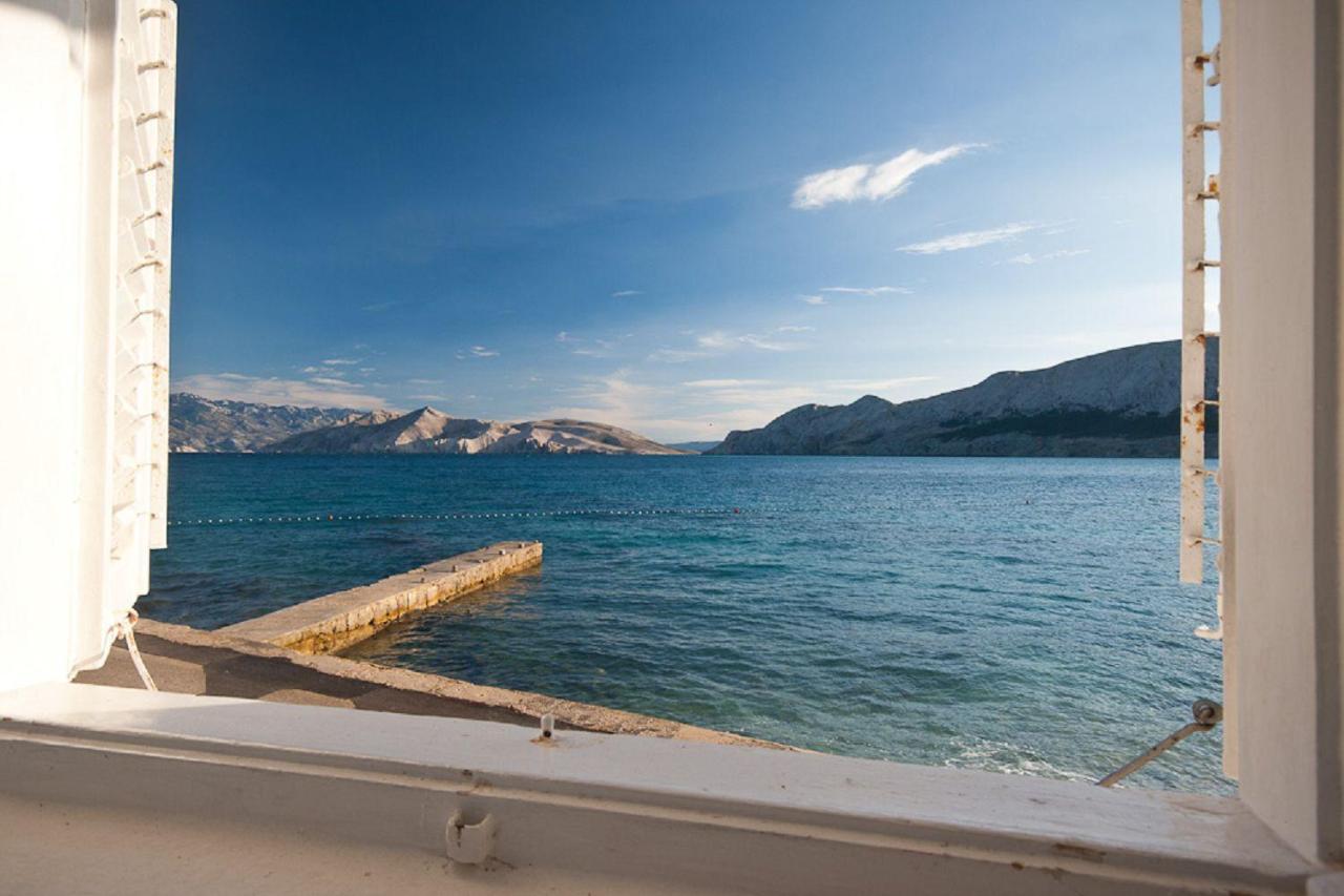 Erste Reihe Zum Meer Baška Buitenkant foto