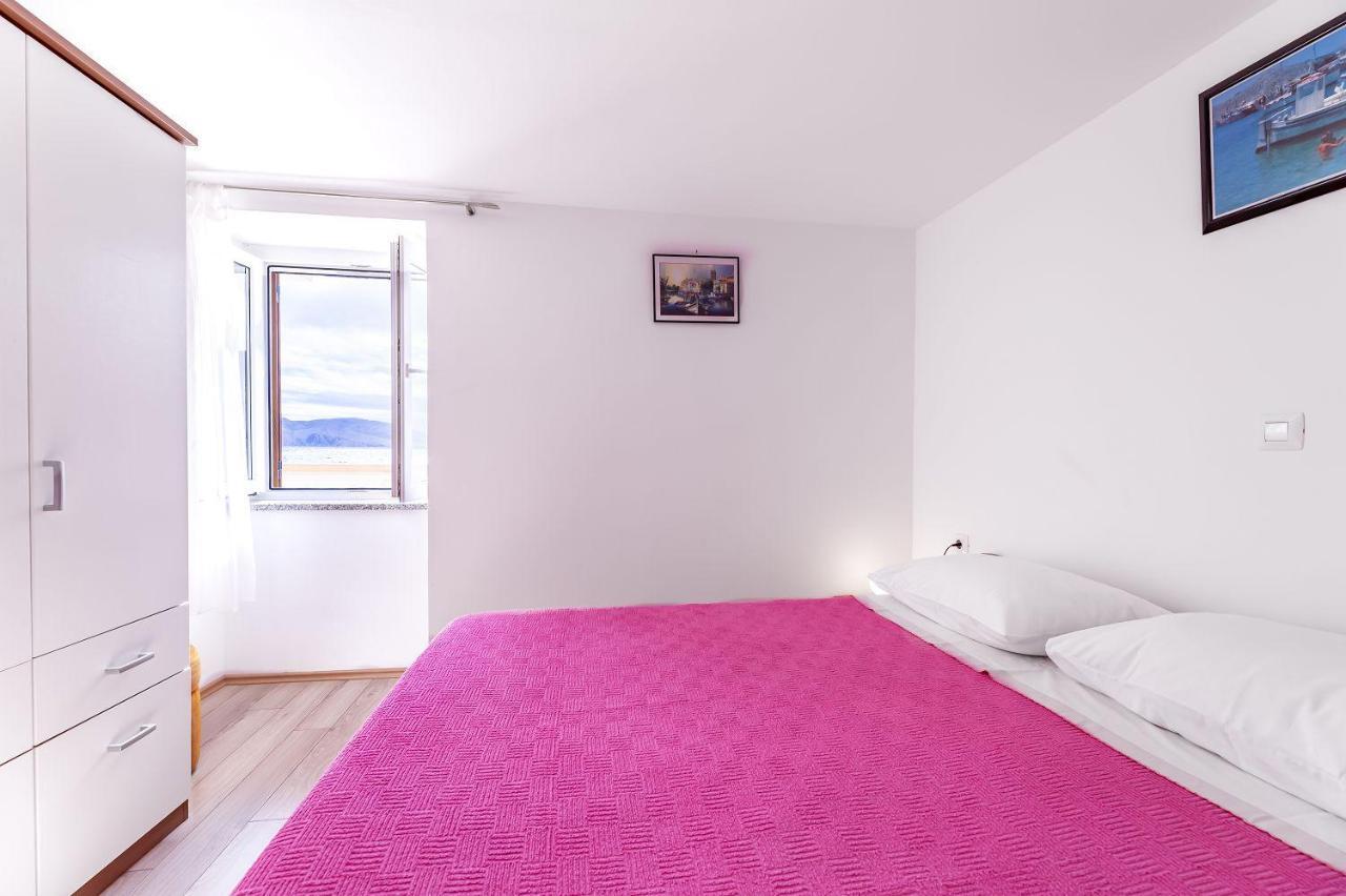 Erste Reihe Zum Meer Baška Buitenkant foto